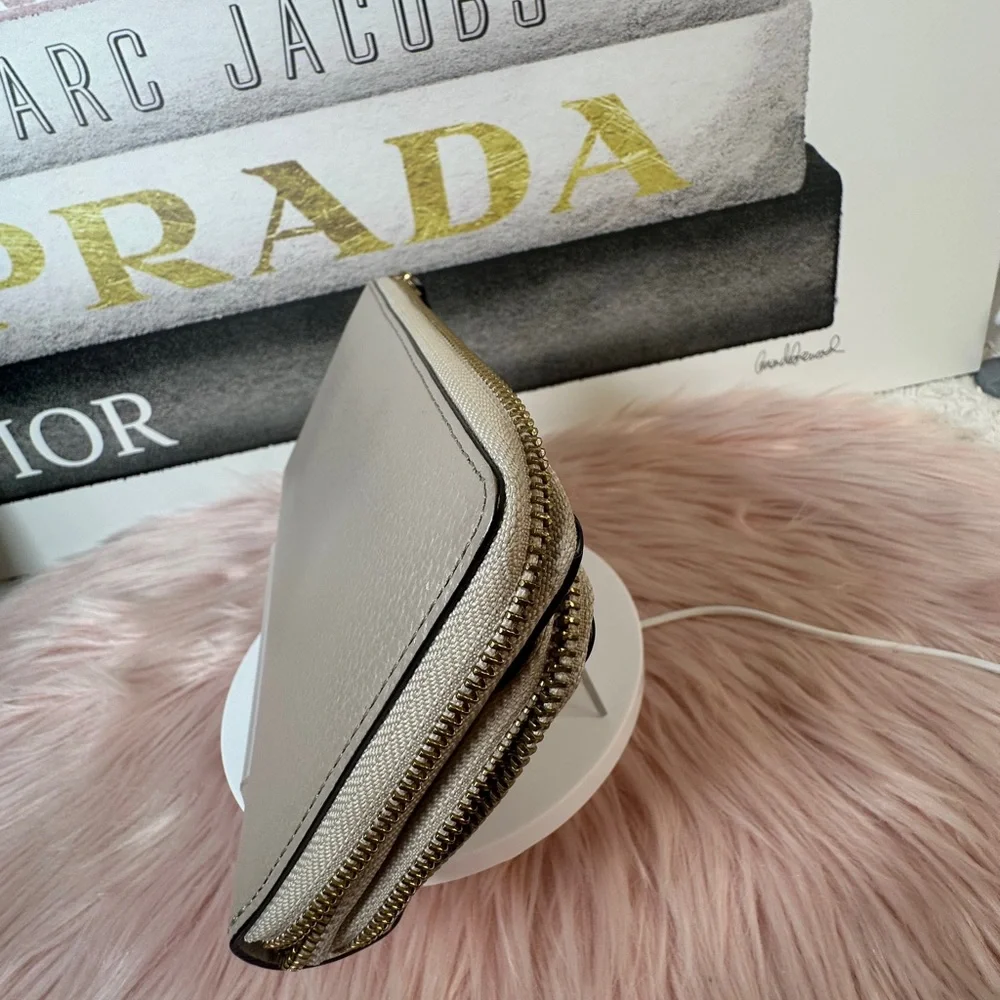 Kate Spade NY Double Zip Full  Size Wallet / Wristlet, Taupe Leather